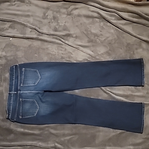 Jeans - Picture 2 of 4